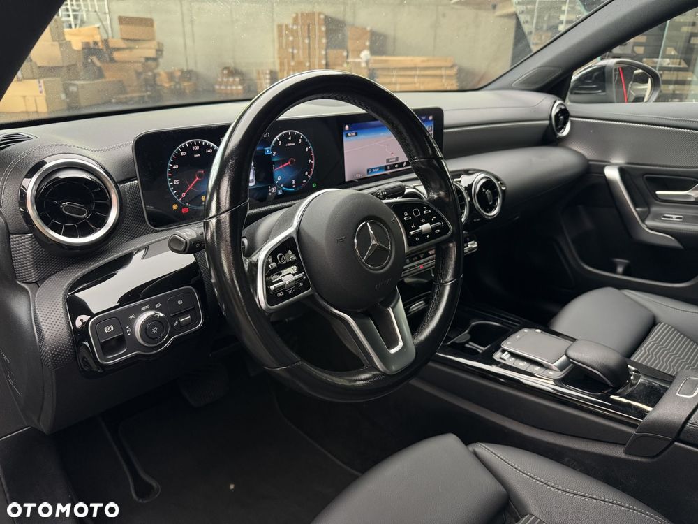 Mercedes-Benz CLA 200 mHEV Progressive 7G-DCT - 10