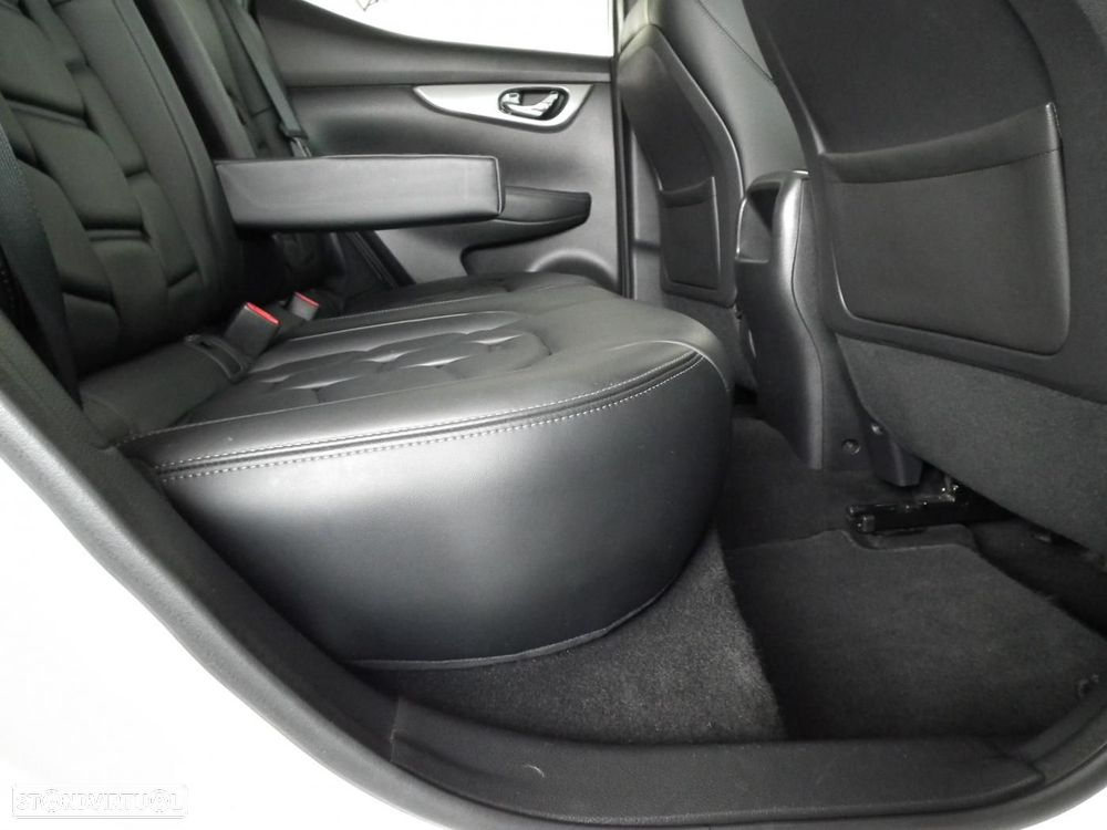 Nissan Qashqai 1.6 dCi Tekna Premium +Xtronic - 15