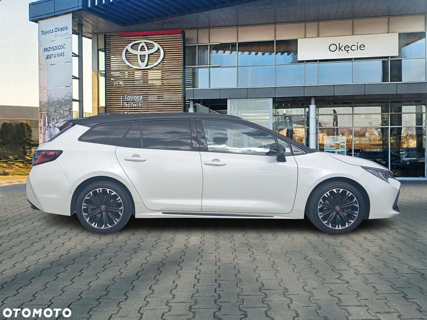 Toyota Corolla 2.0 Hybrid GR Sport - 8