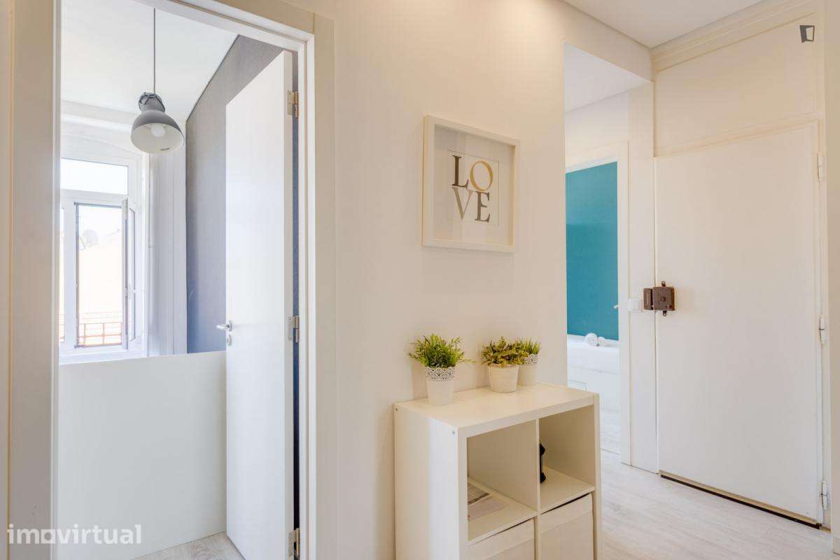 Quarto - localizado em Campolide Lisbon - Grande imagem: 5/17