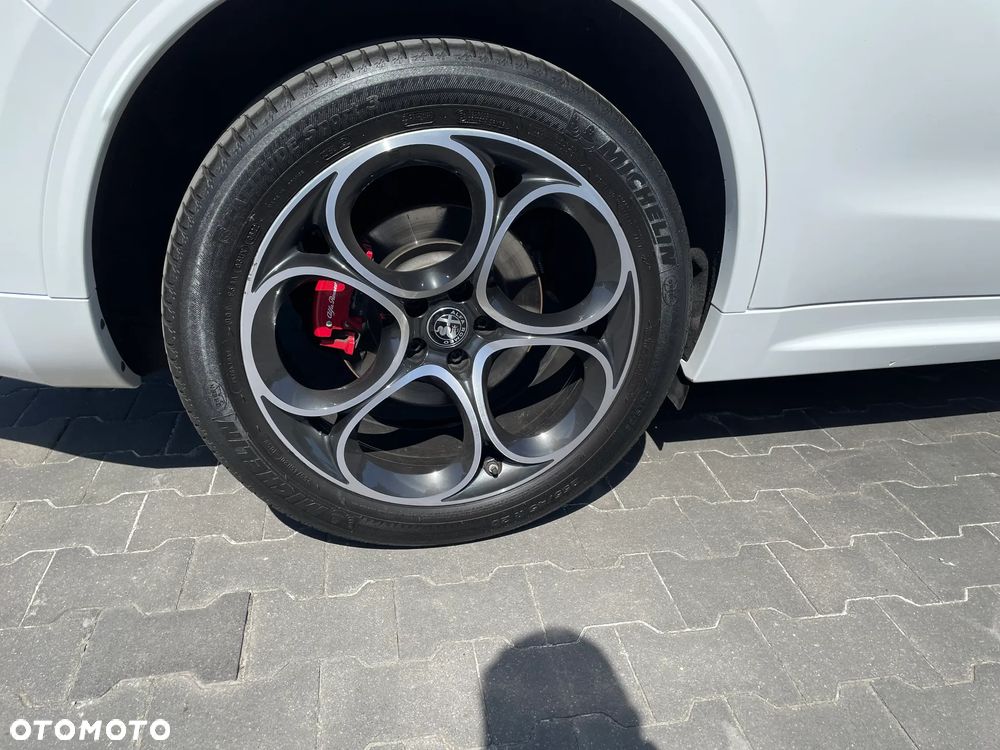 Alfa Romeo Stelvio 2.0 Turbo Veloce Q4 - 28