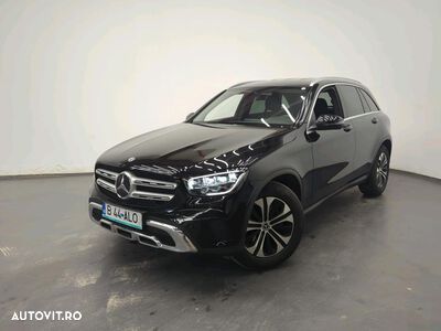 Mercedes-Benz GLC - 1