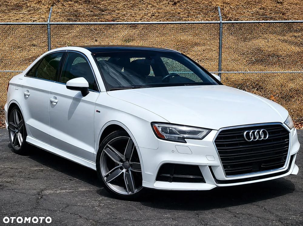 Audi A3 Sportback - 1