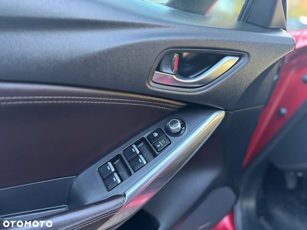 Mazda 6 2.0 Kombi SKYACTIV-G Sports-Line - 28