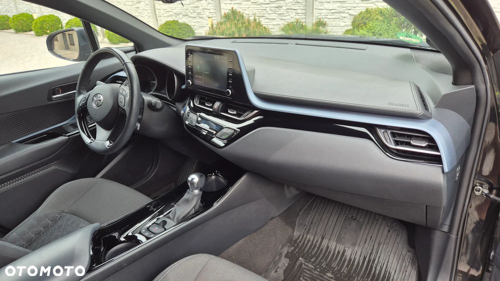 Toyota C-HR 2.0 Hybrid Executive - 5