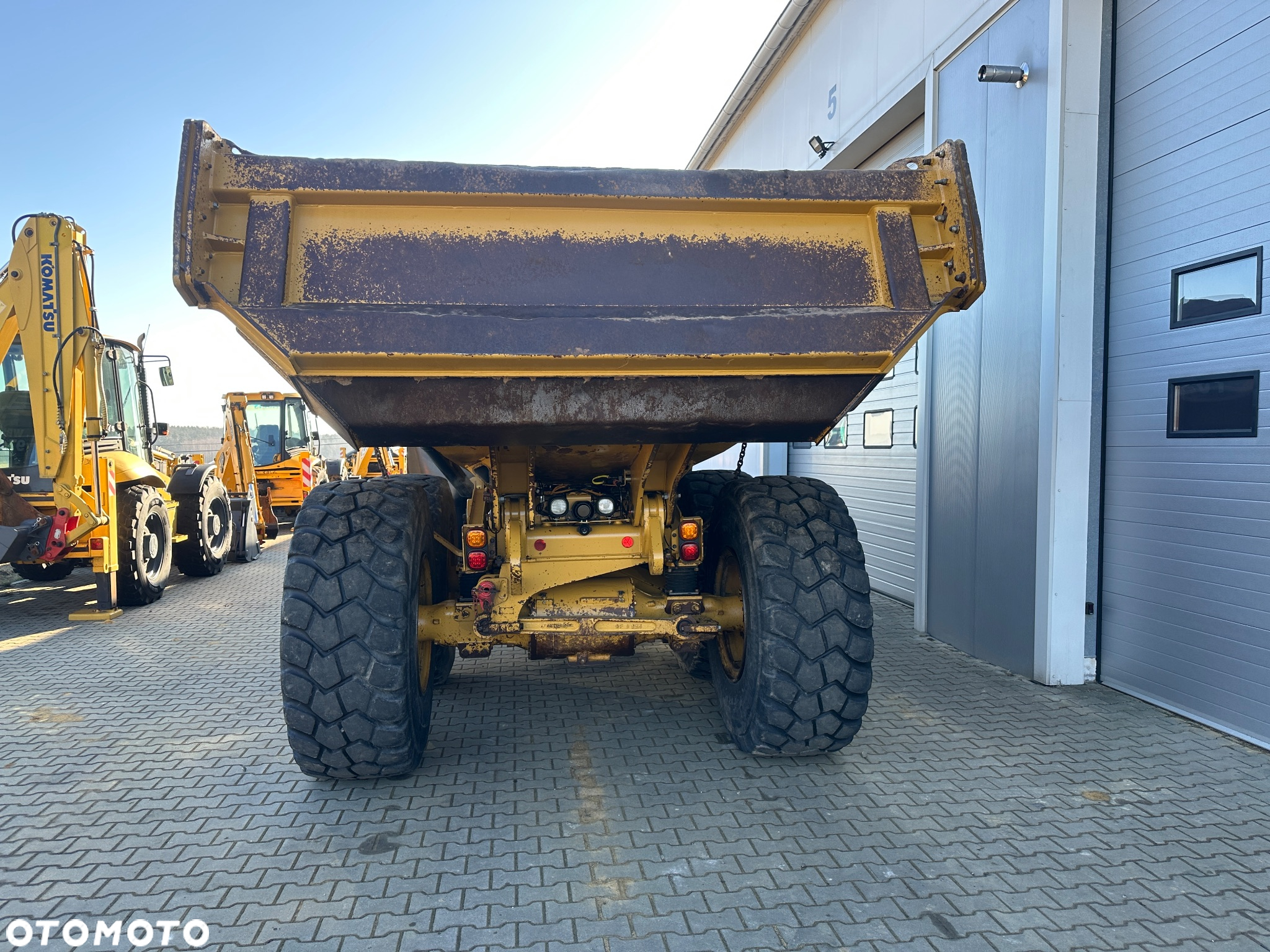 Bell B30 Cat 730 - 8