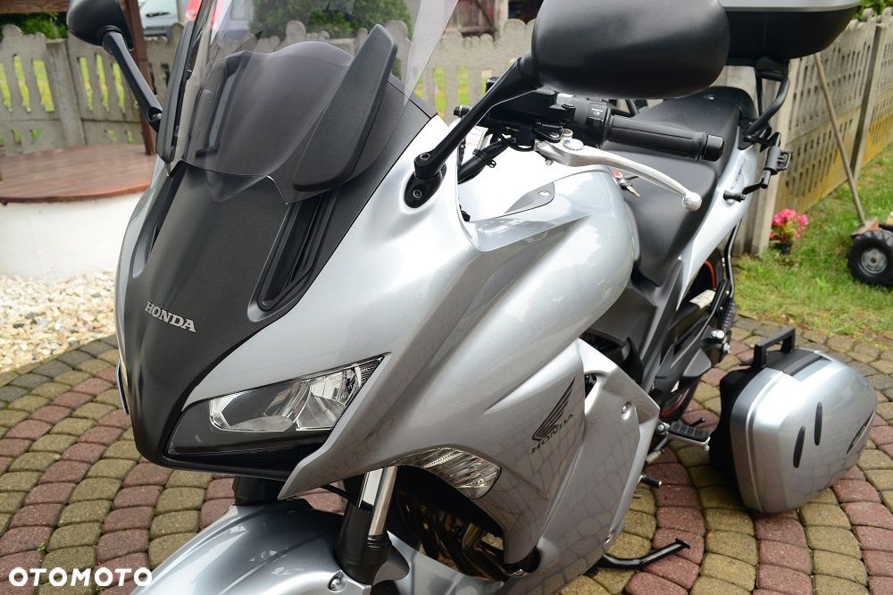 Honda CBF - 30