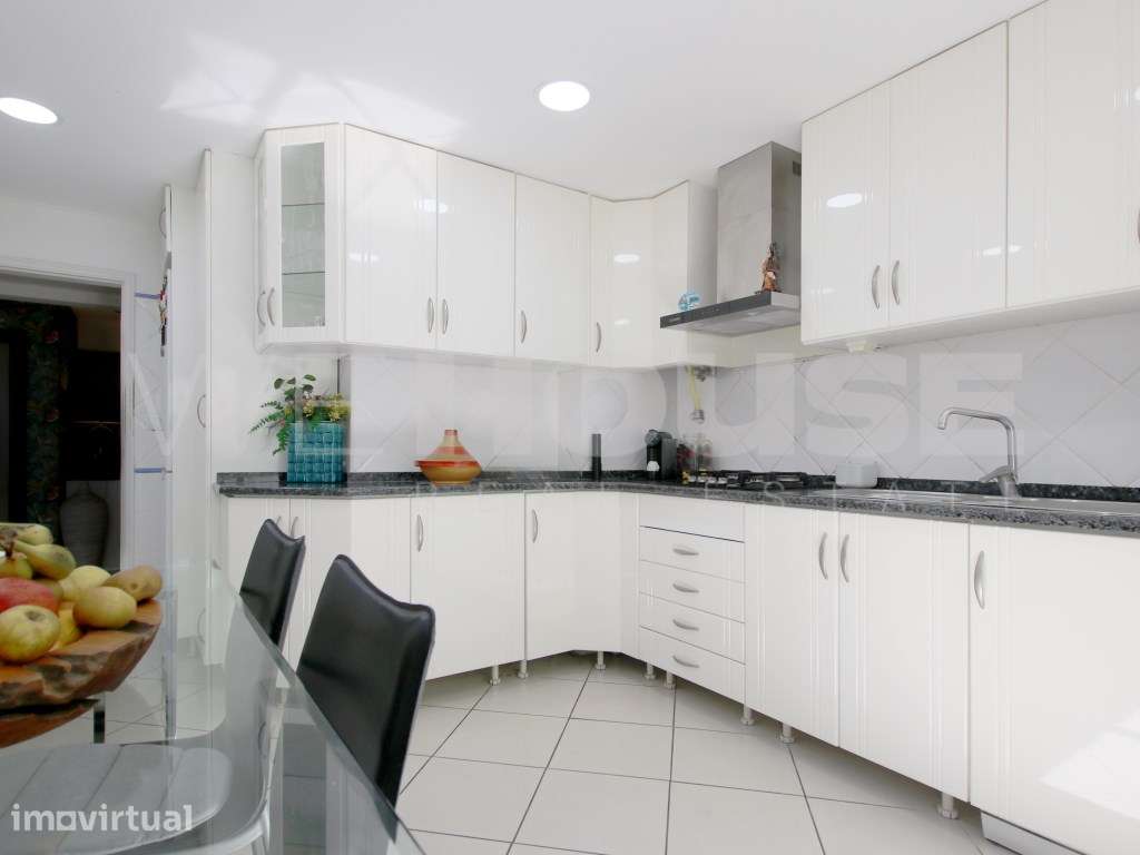 T3 em Monte Belo com 95m² + 2 WC | Localização PREMIUM em Setúbal! - Grande imagem: 3/21
