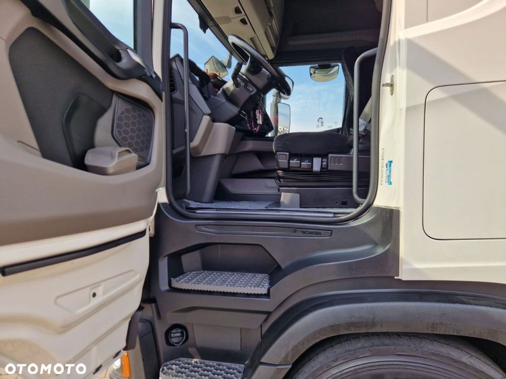 Scania R 450 A4x2NA - 12