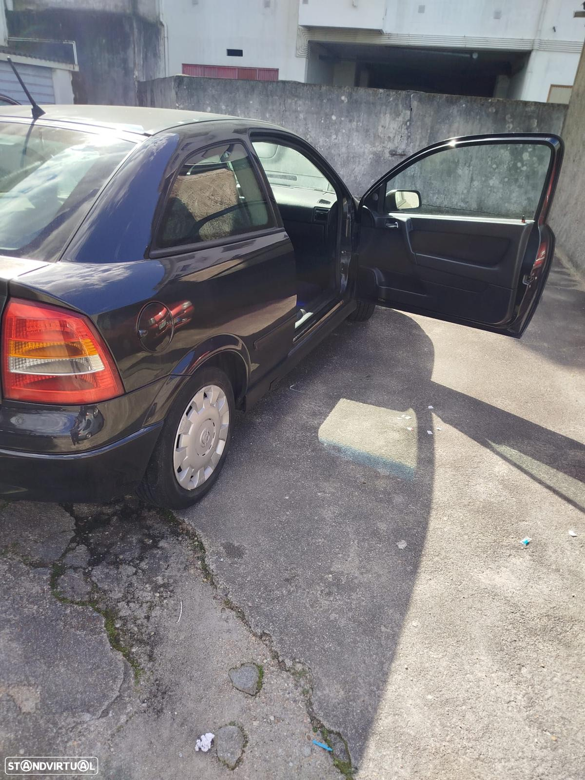 Opel Astra 1.7 DTi Sport - 4
