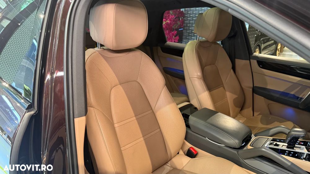 Porsche Cayenne Standard - 33