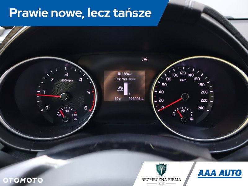 Kia Ceed - 12