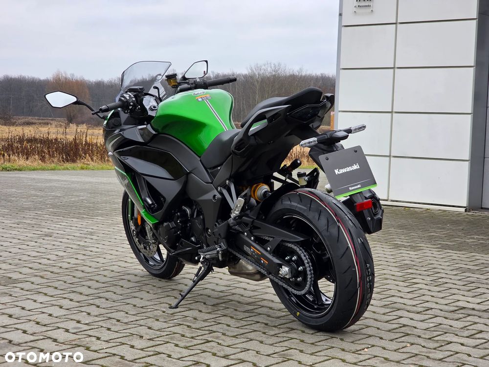 Kawasaki Ninja 1000 SX - 21