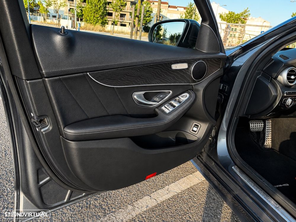 Mercedes-Benz C 300 h AMG Line - 2