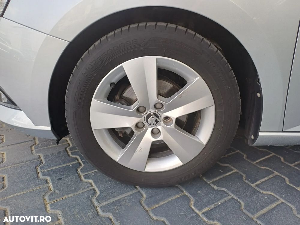 Skoda Fabia 1.0 TSI 95 CP Ambition - 5