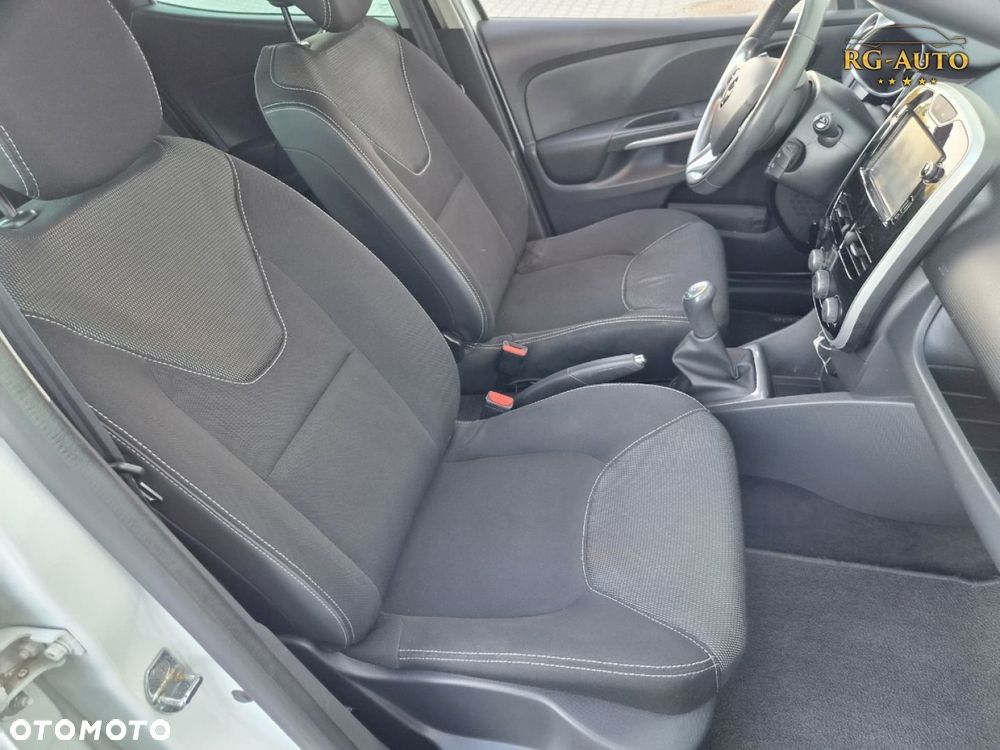 Renault Clio - 22