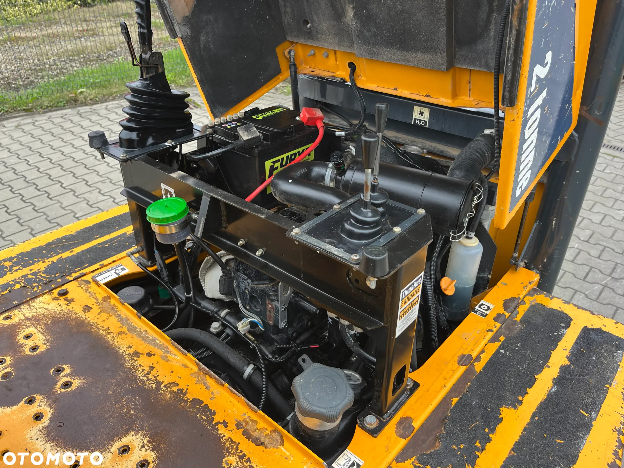 Thwaites Mach 471 2 Tonne Hydrostatic - 17