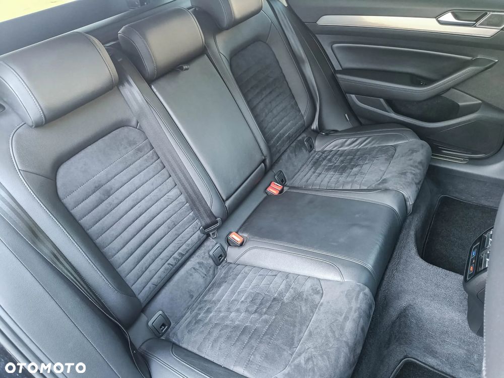 Volkswagen Passat 2.0 TSI BMT Highline DSG - 18