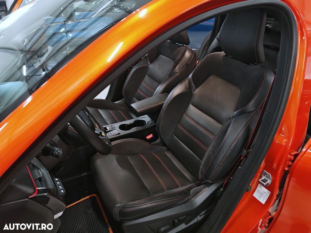 Renault Arkana E-TECH RS Line - 9