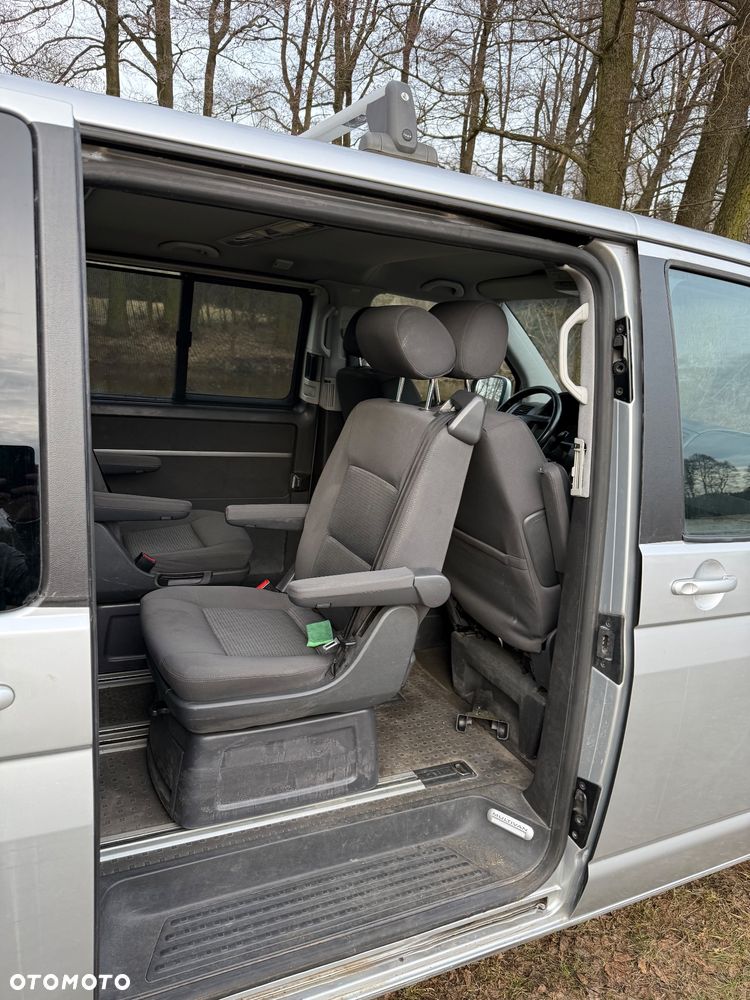 Volkswagen Multivan - 18