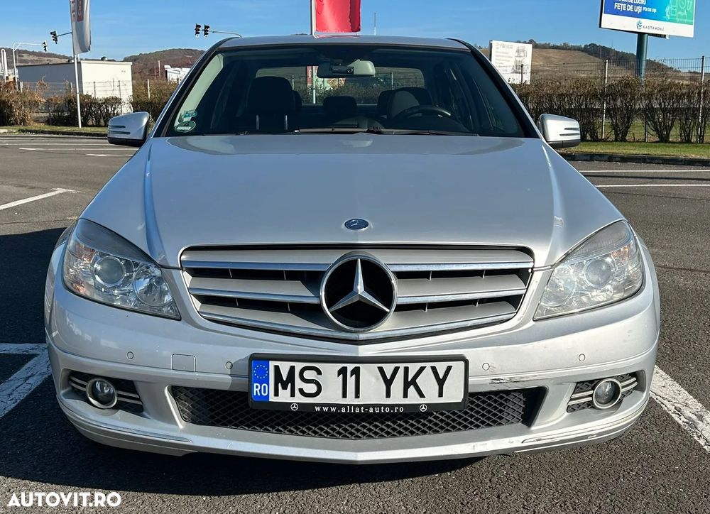 Mercedes-Benz C 180 CGI BlueEFFICIENCY Avantgarde - 2