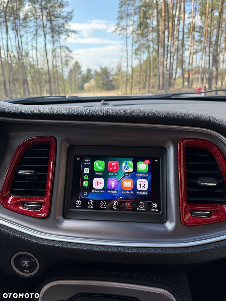 Dodge Challenger - 28