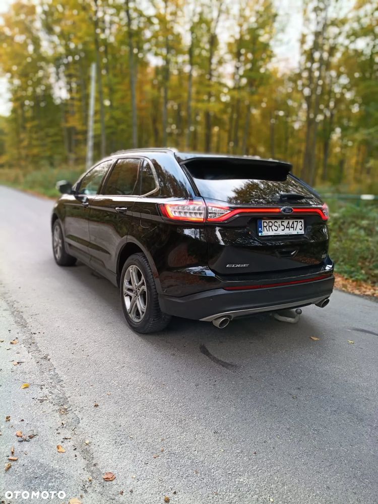 Ford Edge 2.0 TDCi Bi-Turbo 4x4 Titanium - 4