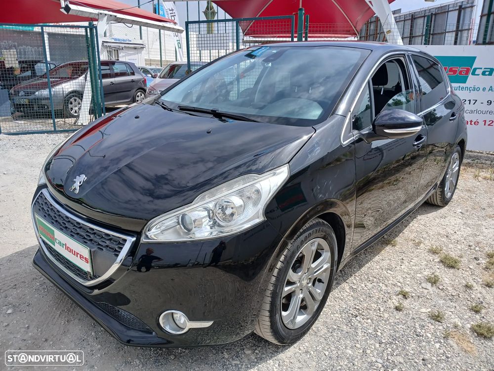 Peugeot 208 1.2 VTi Allure - 1