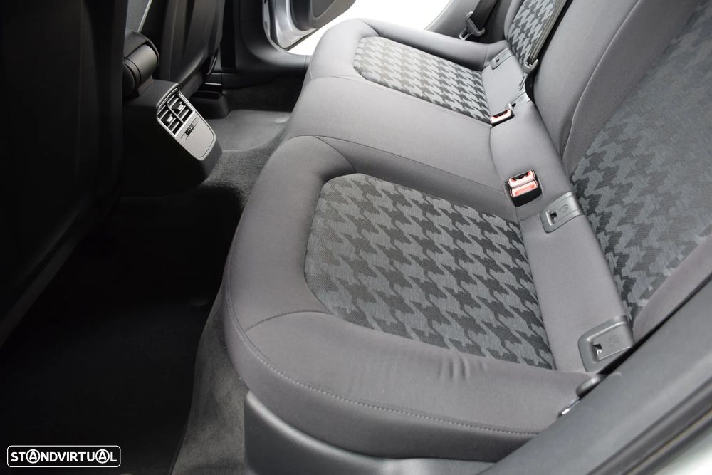 Audi A3 Limousine 1.6 TDI S-line - 38
