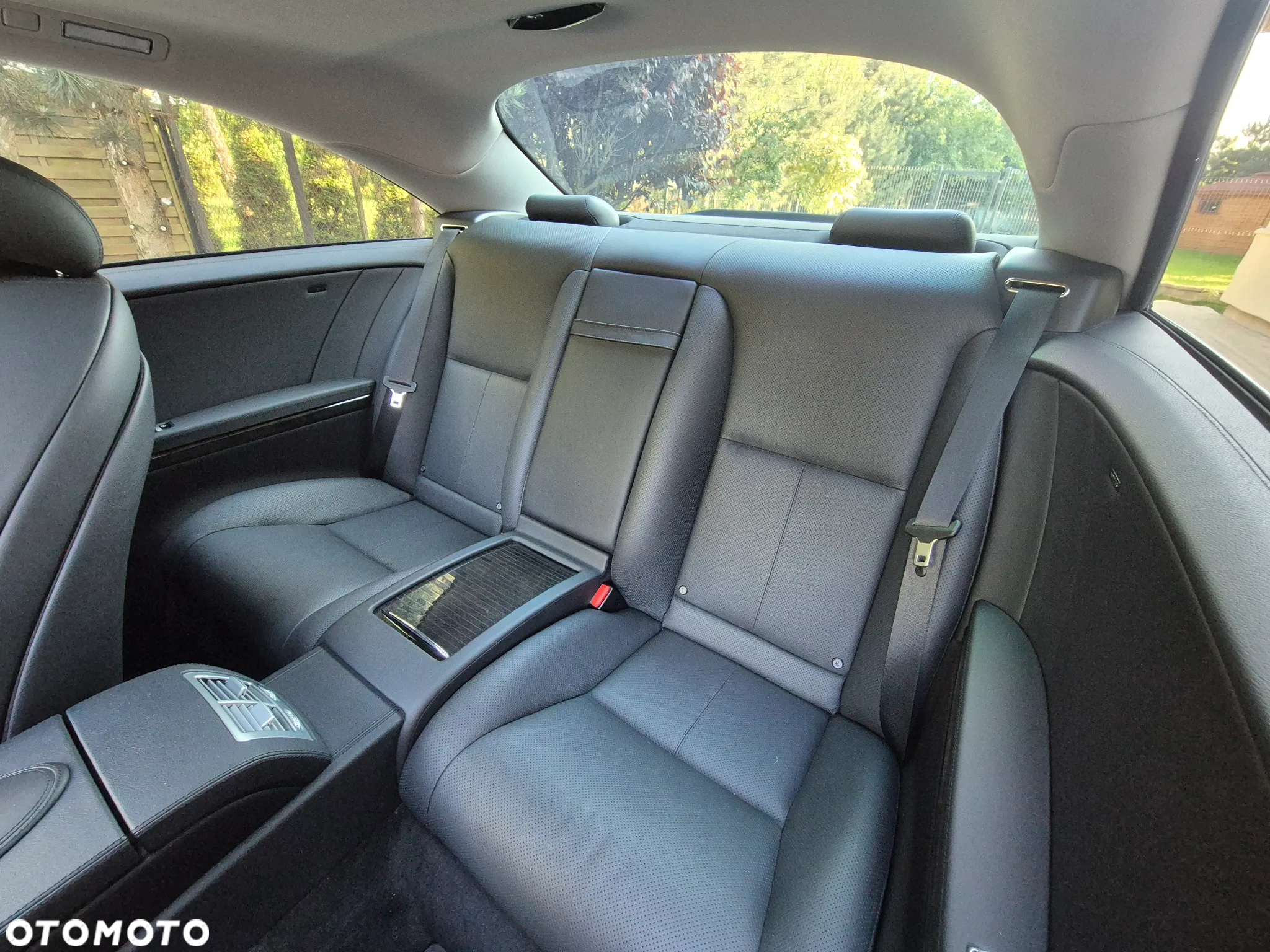 Mercedes-Benz CL 500 4Matic (BlueEFFICIENCY) 7G-TRONIC - 9