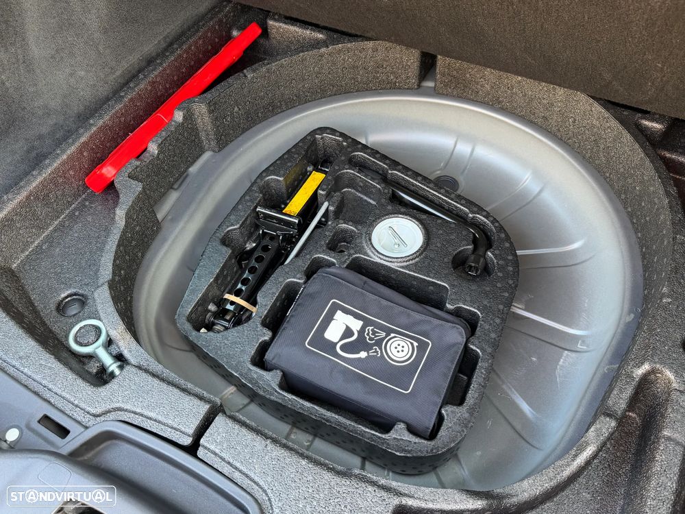 Volvo V50 1.6 D Momentum - 42