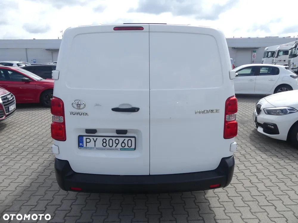 Toyota PROACE - 11