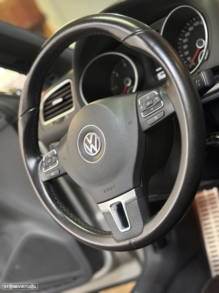 VW Golf Cabriolet 1.6 TDi Lounge - 27