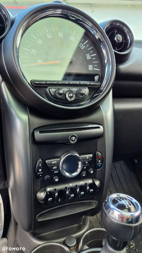 MINI Paceman - 11
