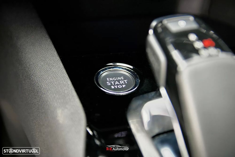 Peugeot 3008 1.6 Hybrid Allure e-EAT8 - 39