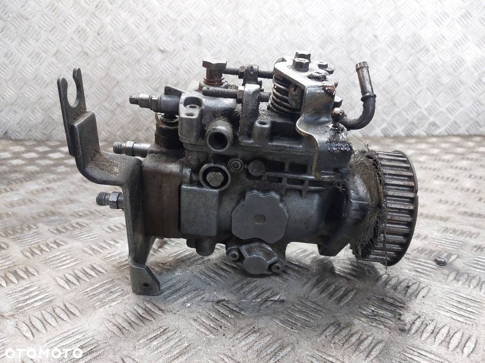 POMPA WTRYSKOWA VOLKSWAGEN TRANSPORTER T4 2.4 D 074130108G ID: 237468 - 3