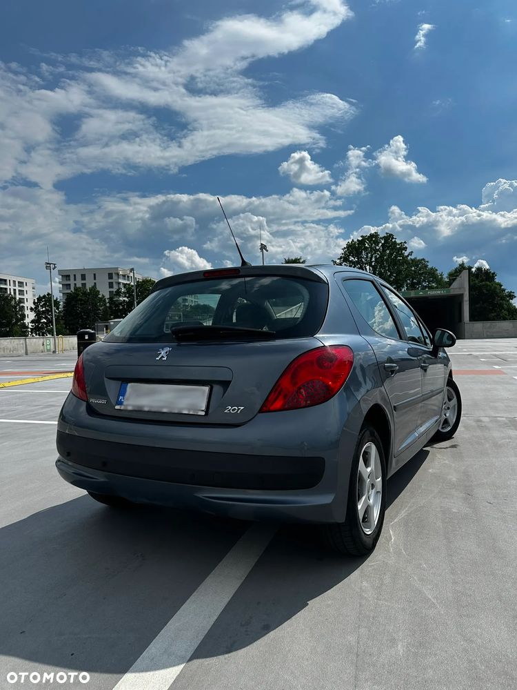 Peugeot 207 1.4 16V Trendy - 4