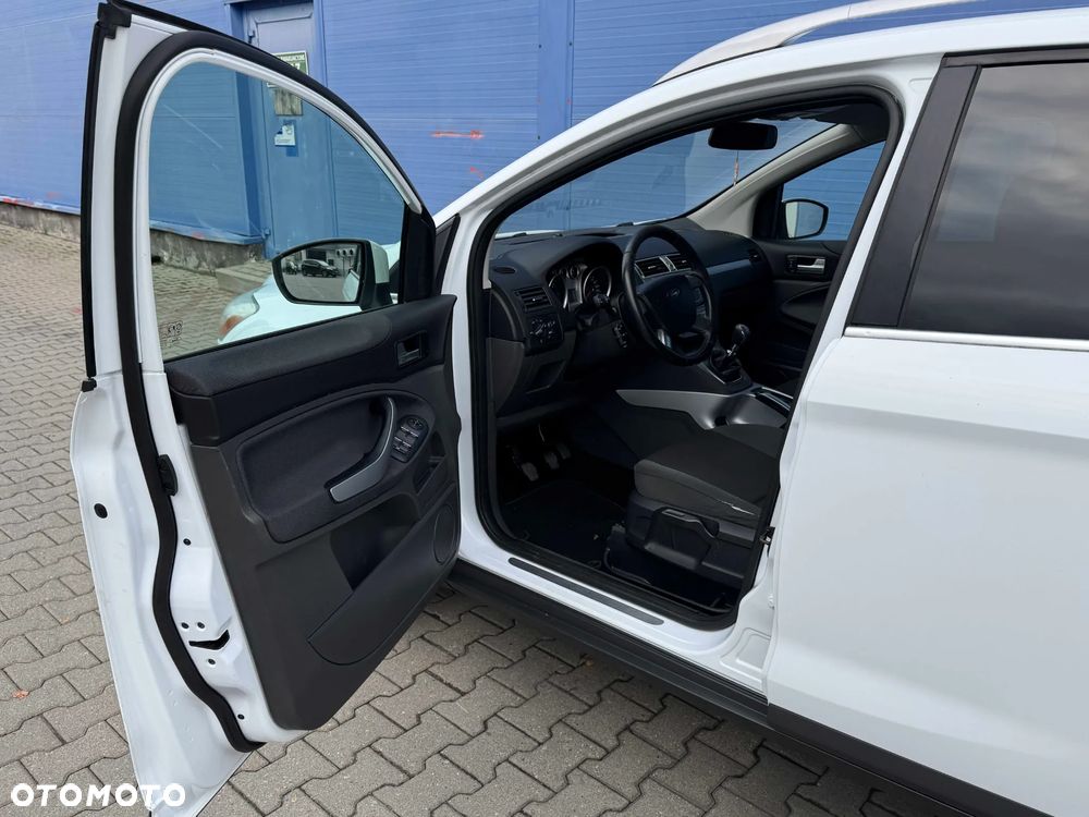 Ford Kuga 2.0 TDCi 4x4 Trend - 13