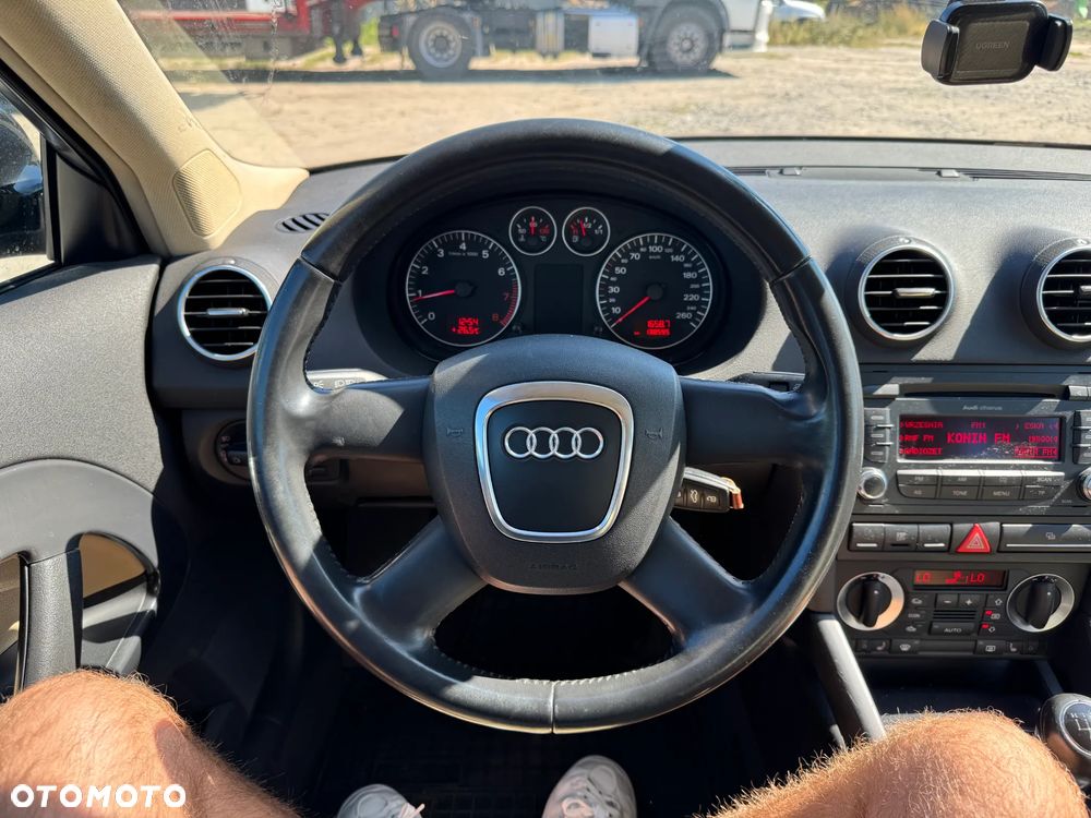Audi A3 1.6 Ambiente - 13