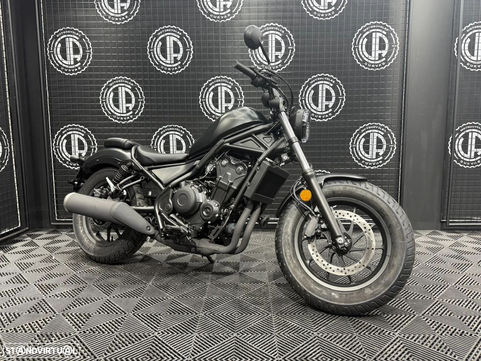 Honda CMX 500 Rebel - 1