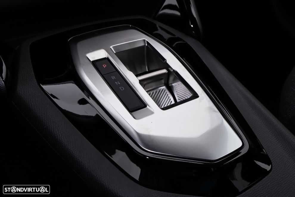 Peugeot 208 - 7
