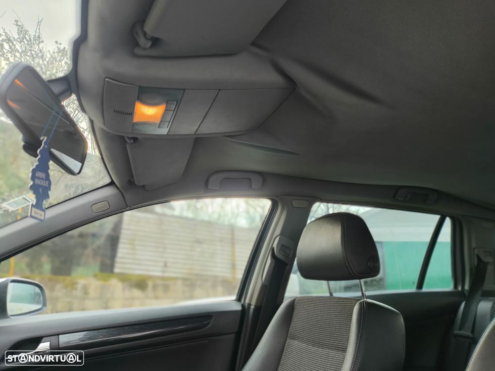 Opel Astra Caravan 1.9 CDTi Cosmo - 13