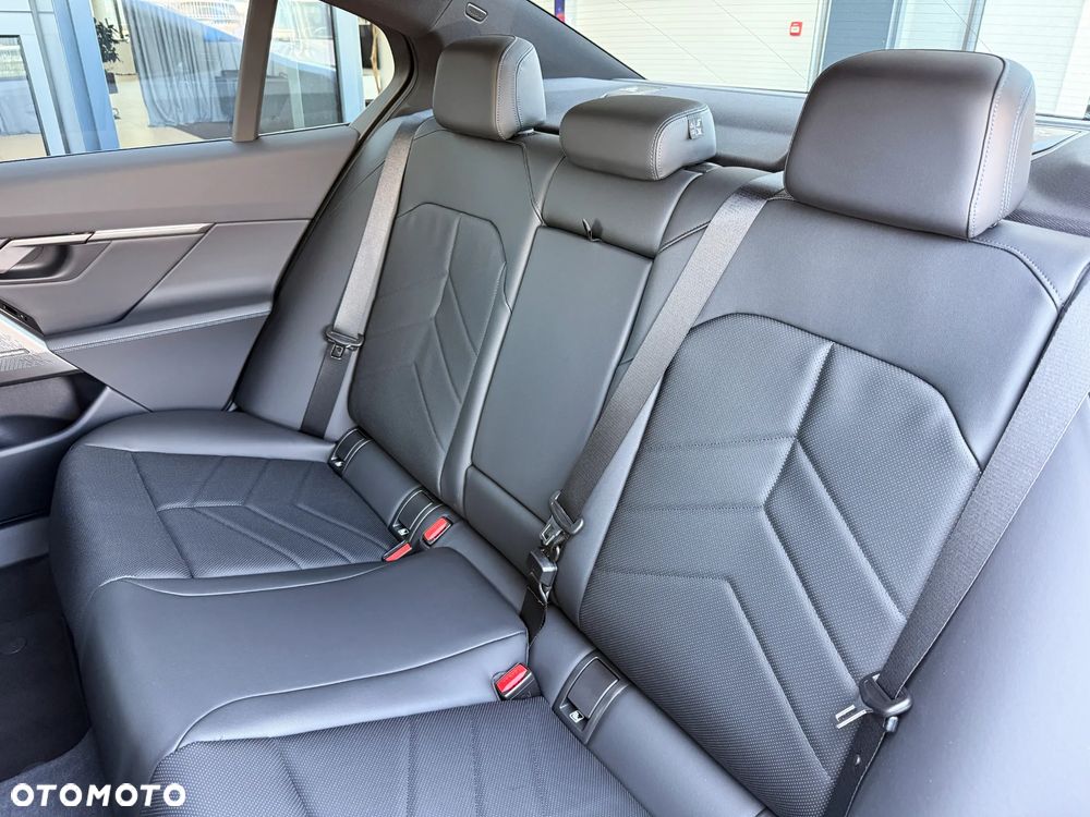 BMW Seria 5 520d xDrive - 33