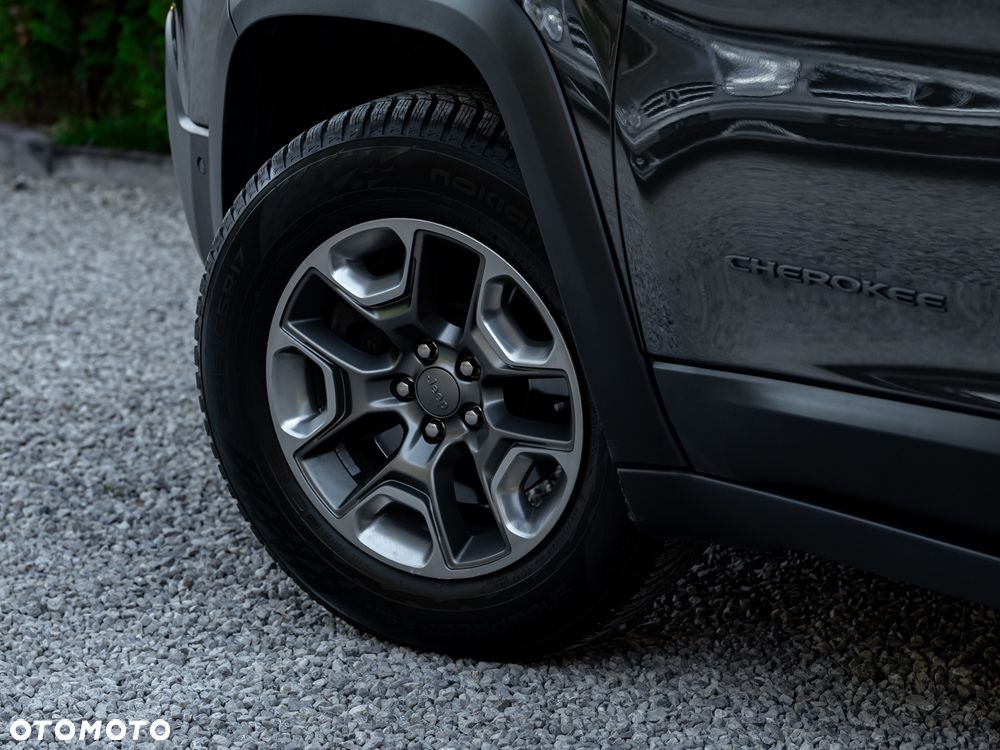 Jeep Cherokee 2.0 T Active Drive Lock Automatik Trailhawk - 11