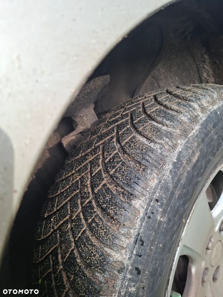 Suzuki Grand Vitara 2.0 Automatik Comfort - 9