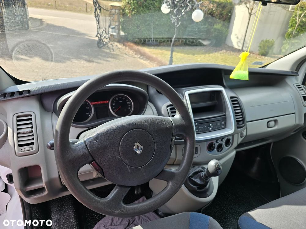 Renault Trafic L2H1 - 15