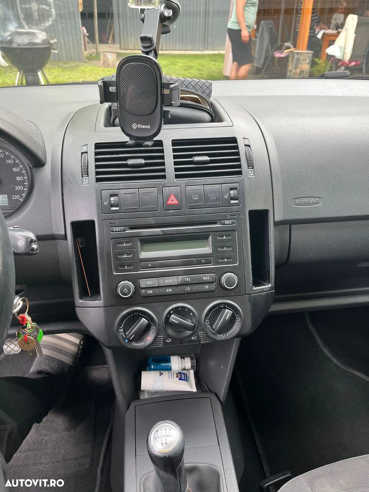 Volkswagen Polo 1.4 Sportline - 4