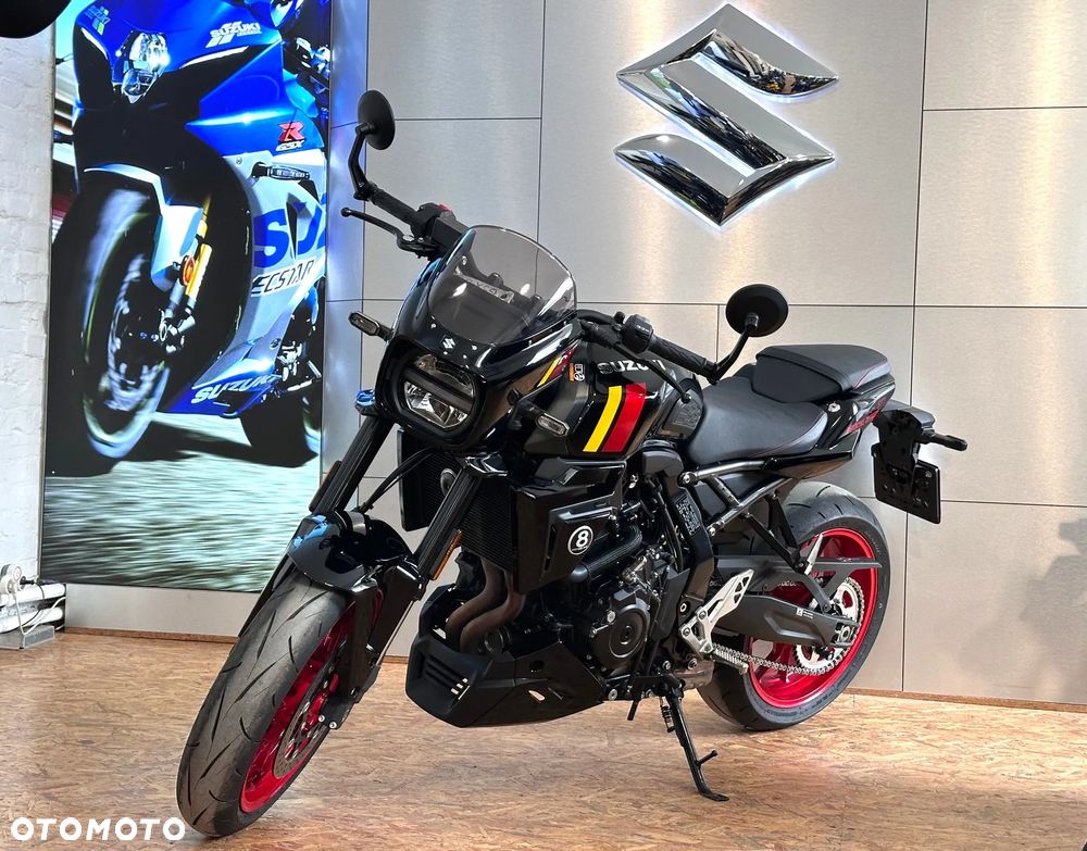 Suzuki GSX - 10