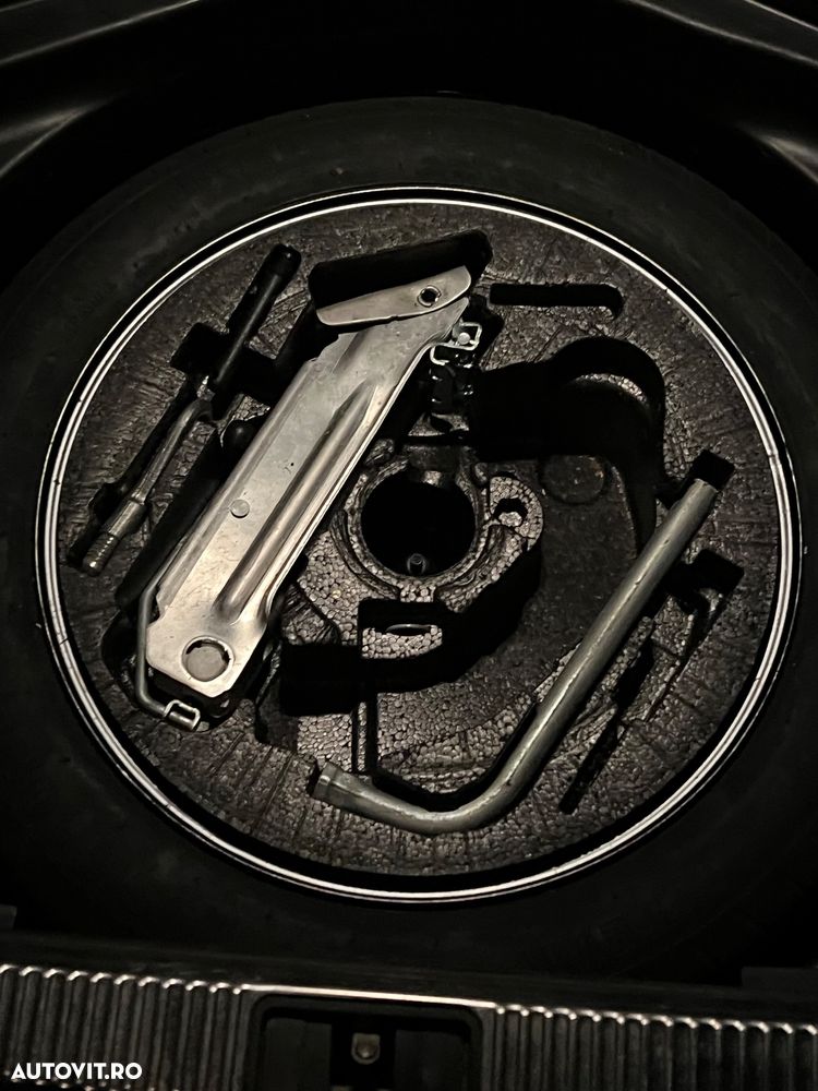 Audi A4 Avant 2.0 TDI - 11