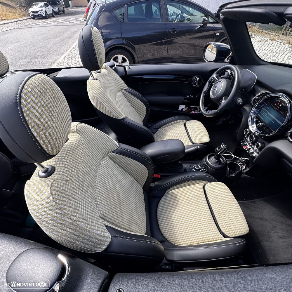 MINI Cabrio Cooper Premium Resolute Edition Auto - 4